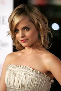 Mena Suvari - Photo