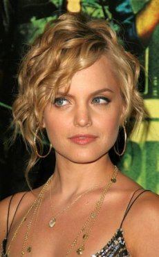 Mena Suvari - Photo