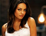 Mila Kunis - Photo